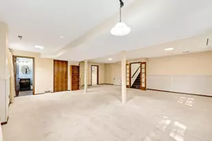 4506 Village Ln, Madison, WI 53704 - Photo 32