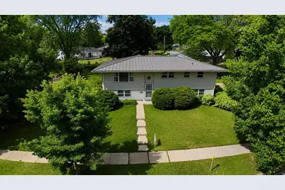 1422 Ellen Avenue, Madison, WI 53716 - Photo 2