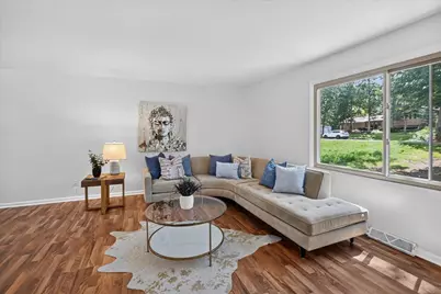 2658 Oak Crest Circle, Sun Prairie, WI 53590 - Photo 10