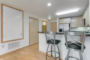 333 W Mifflin St, Madison, WI 53703 - Photo 6