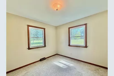 8403 E Highway 67, Clinton, WI 53525 - Photo 16