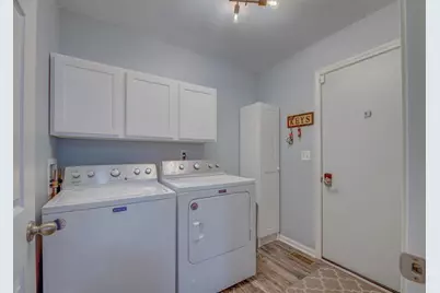 2215 Red Barn Lane, Beloit, WI 53511 - Photo 22