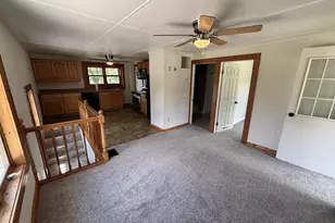 332 S Pine St, Janesville, WI 53548 - Photo 8