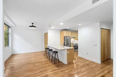309 W Washington Avenue #102, Madison, WI 53703 - Photo 4