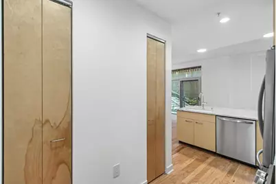 309 W Washington Avenue #102, Madison, WI 53703 - Photo 10