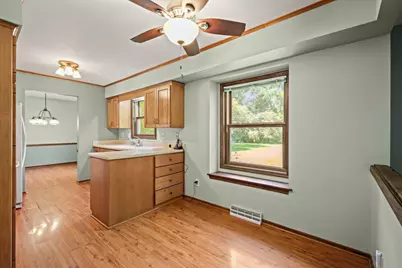 7830 W Oakbrook Circle, Madison, WI 53717 - Photo 12