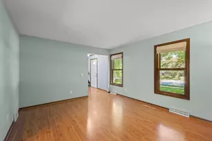 7830 W Oakbrook Cir, Madison, WI 53717 - Photo 16