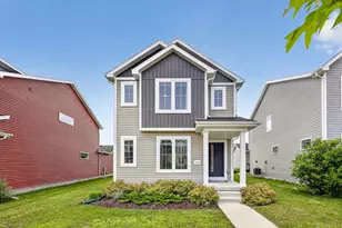 610 Sugar Maple Ln, Verona, WI 53593 - Photo 1