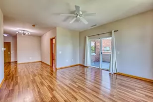 301 Harbour Town Dr, Madison, WI 53717 - Photo 16