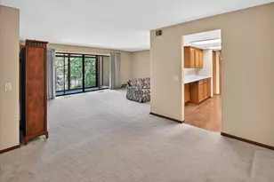 325 S Yellowstone Dr, Madison, WI 53705 - Photo 16