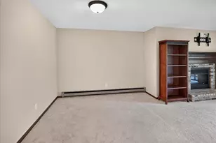 325 S Yellowstone Dr, Madison, WI 53705 - Photo 20