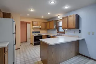 440 Aspen Ct, Verona, WI 53593 - Photo 6