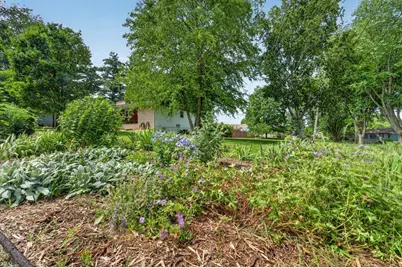615 Village Drive, Belleville, WI 53508 - Photo 42