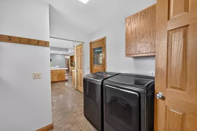 615 Village Drive, Belleville, WI 53508 - Photo 16