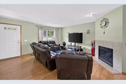 707 Cricket Lane #5, Madison, WI 53562 - Photo 4