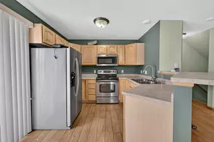 707 Cricket Ln, Middleton, WI 53562 - Photo 6