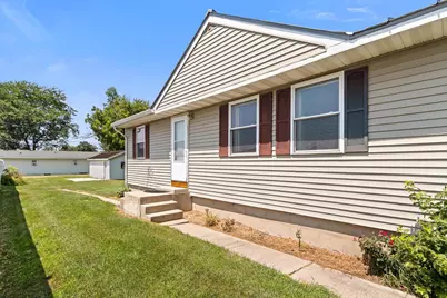 111 Superior Street, Portage, WI 53901 - Photo 10