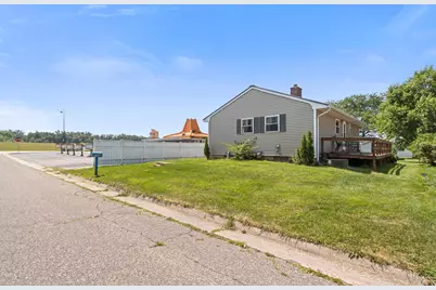 111 Superior Street, Portage, WI 53901 - Photo 4