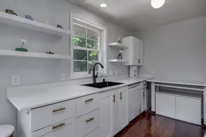 3744 Sargent Street, Madison, WI 53714 - Photo 8
