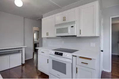 3744 Sargent Street, Madison, WI 53714 - Photo 10