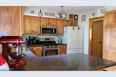614 W Washington Street, Ridgeville, WI 53553 - Photo 10