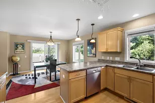 36 Fawn Ridge Cir, Middleton, WI 53562 - Photo 10