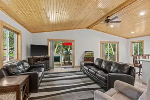 384 Lancer Ct, Nekoosa, WI 54457 - Photo 10