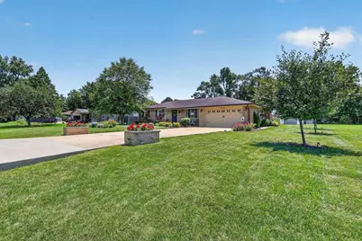 2204 E Huebbe Parkway, Beloit, WI 53511 - Photo 1