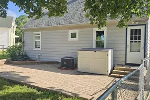 410 W Main St, Marshall, WI 53559 - Photo 10