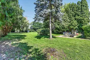 422 S Washington St, Janesville, WI 53548 - Photo 40