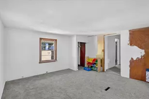 422 S Washington St, Janesville, WI 53548 - Photo 36