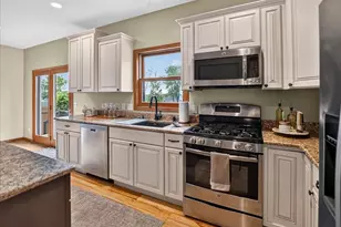 1730 Stonehaven Dr, Sun Prairie, WI 53590 - Photo 14