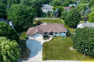 5716 Margate St, Fitchburg, WI 53711 - Photo 4