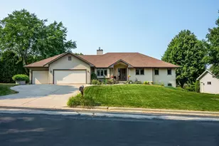 5716 Margate St, Fitchburg, WI 53711 - Photo 2