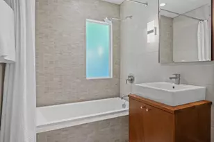 223 N Baldwin St, Madison, WI 53703 - Photo 16