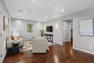 223 N Baldwin St, Madison, WI 53703 - Photo 14