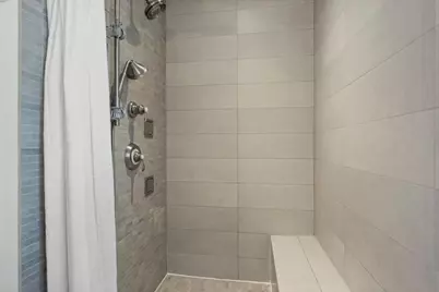 223 N Baldwin Street, Madison, WI 53703 - Photo 22