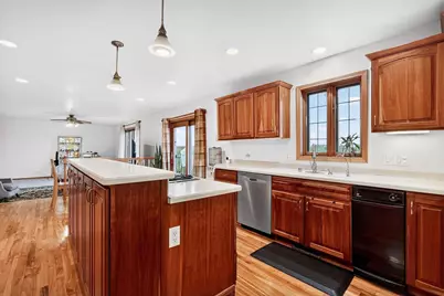 1001 Pebblebrook Courtyard, Waunakee, WI 53597 - Photo 8