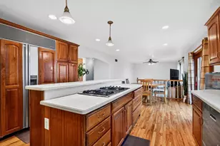 1001 Pebblebrook Courtyard, Waunakee, WI 53597 - Photo 10