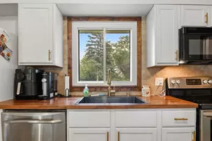 944 Hillside Dr, Jefferson, WI 53549 - Photo 2