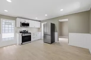 1151 Jenifer St, Madison, WI 53703 - Photo 22