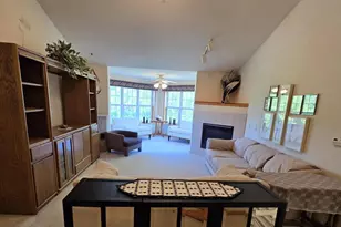 163 Shato Ln, Monona, WI 53716 - Photo 4