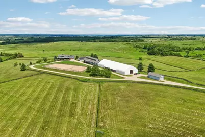 852 County Road Jg Road, Mount Horeb, WI 53572 - Photo 2