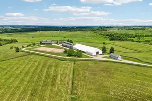 852 County Road Jg Rd, Mount Horeb, WI 53572 - Photo 2