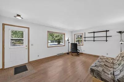 5509 Raymond Road, Madison, WI 53711 - Photo 2