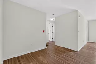 1011 S 2nd St, Delavan, WI 53115 - Photo 14