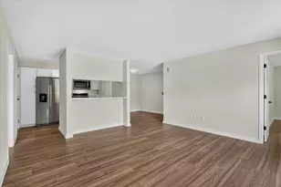 1011 S 2nd St, Delavan, WI 53115 - Photo 10