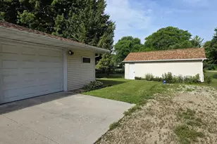 1809 Minnesota Ave, North Fond du Lac, WI 54937 - Photo 4