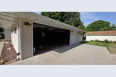 1809 Minnesota Avenue, North Fond du Lac, WI 54937 - Photo 2