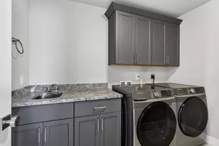 129 N Legacy Way, Sun Prairie, WI 53590 - Photo 36